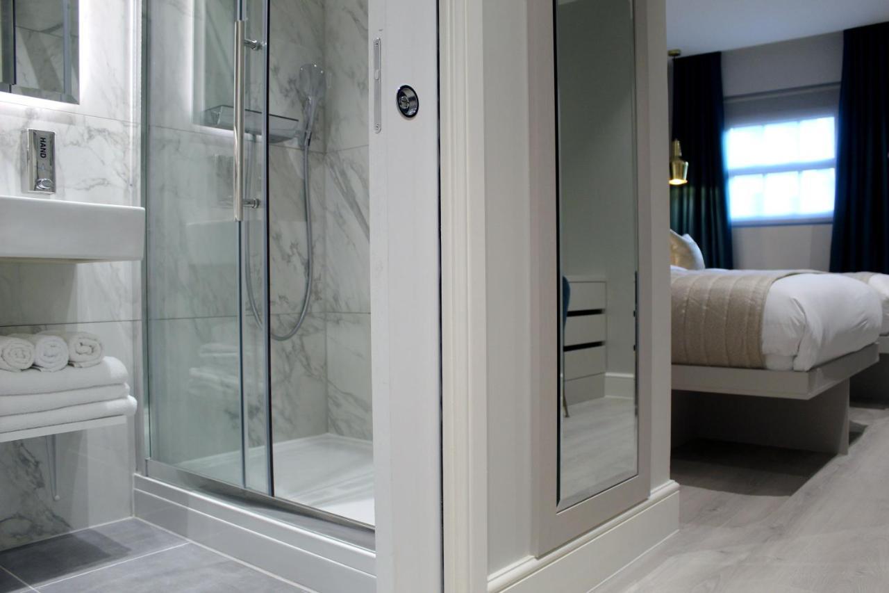 Aparthotel Nox Richmond Richmond  Esterno foto