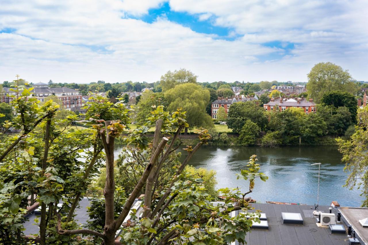 Aparthotel Nox Richmond Richmond  Esterno foto
