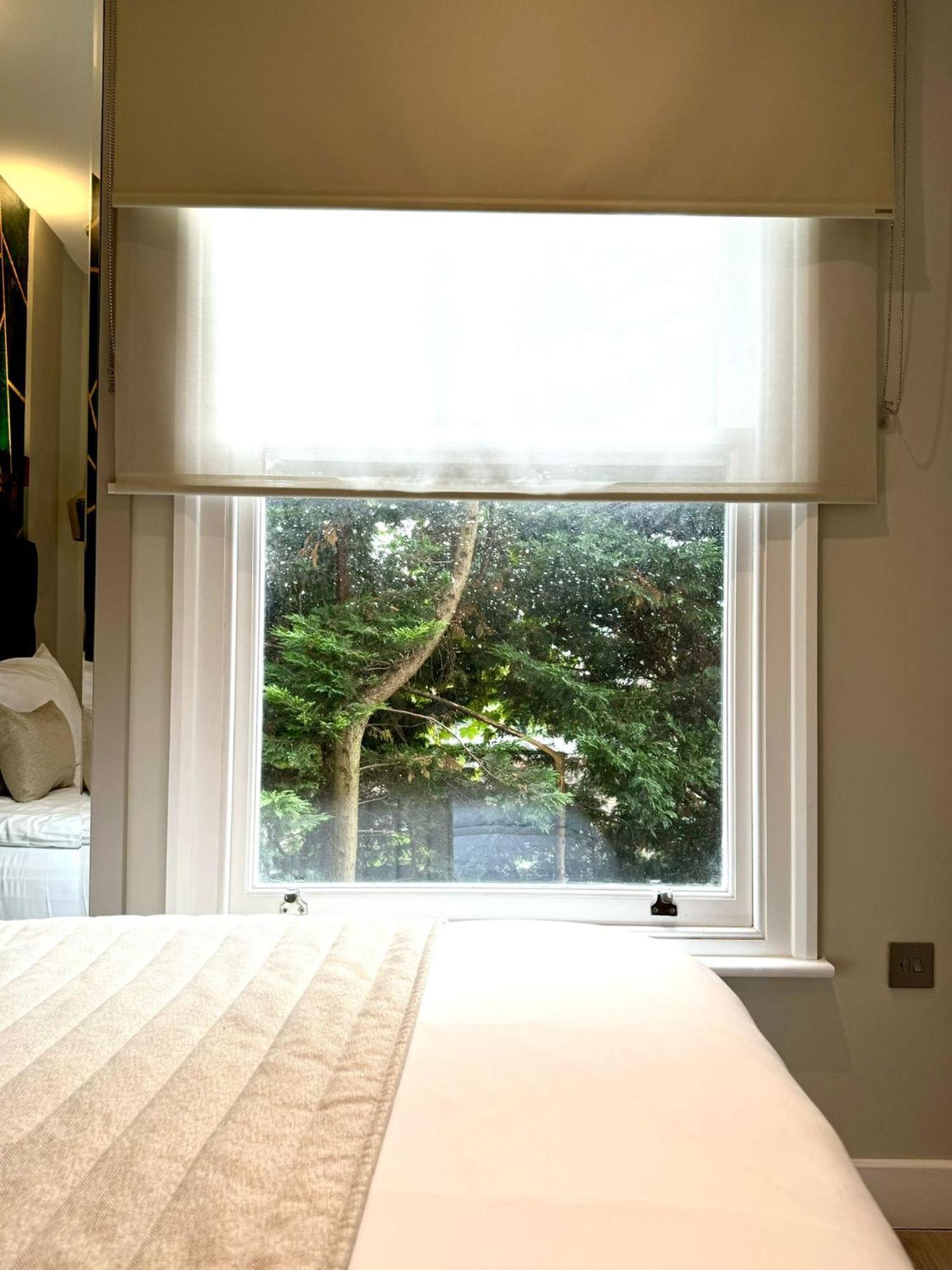 Aparthotel Nox Richmond Richmond  Esterno foto